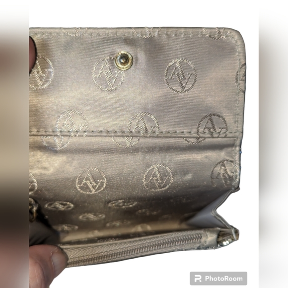 Adrienne Vittadini Studio coin purse/cardholder on key ring- sparkly silver - Picture 11 of 14